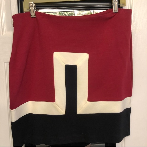 Kenar size 12 knit skirt red, Black and white knit with stretch side zipper - Picture 3 of 8